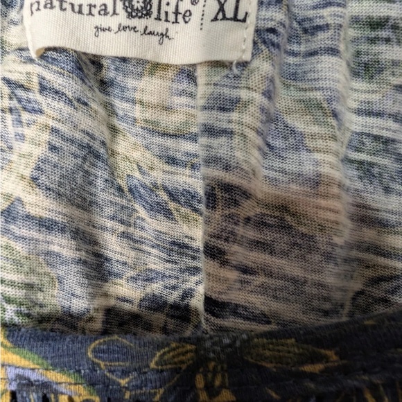 discontinued NATURAL LIFE Iris cotton Navy Tan Dahlias Floral Blouse XL - Picture 4 of 5